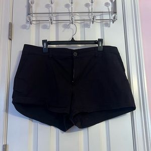 GAP 3” short